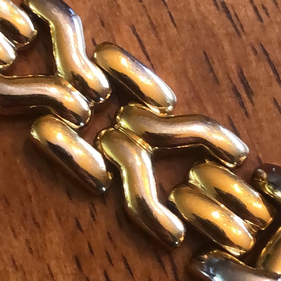 Ladies ESQ by Movado Watch - higher end watch! - Picture 9 of 13